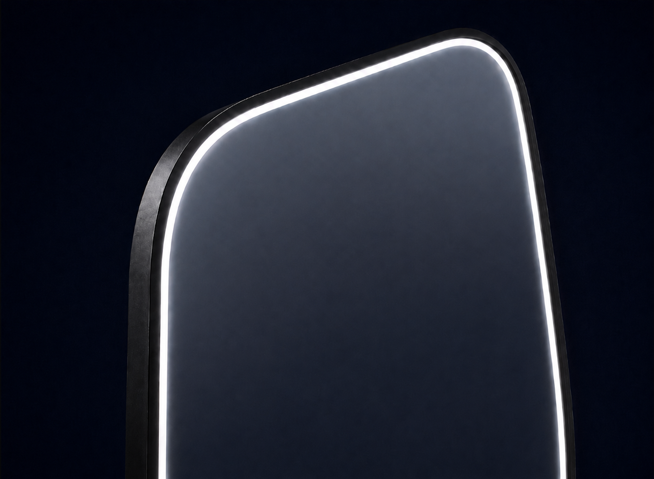 Mirra LED frame corner detail
